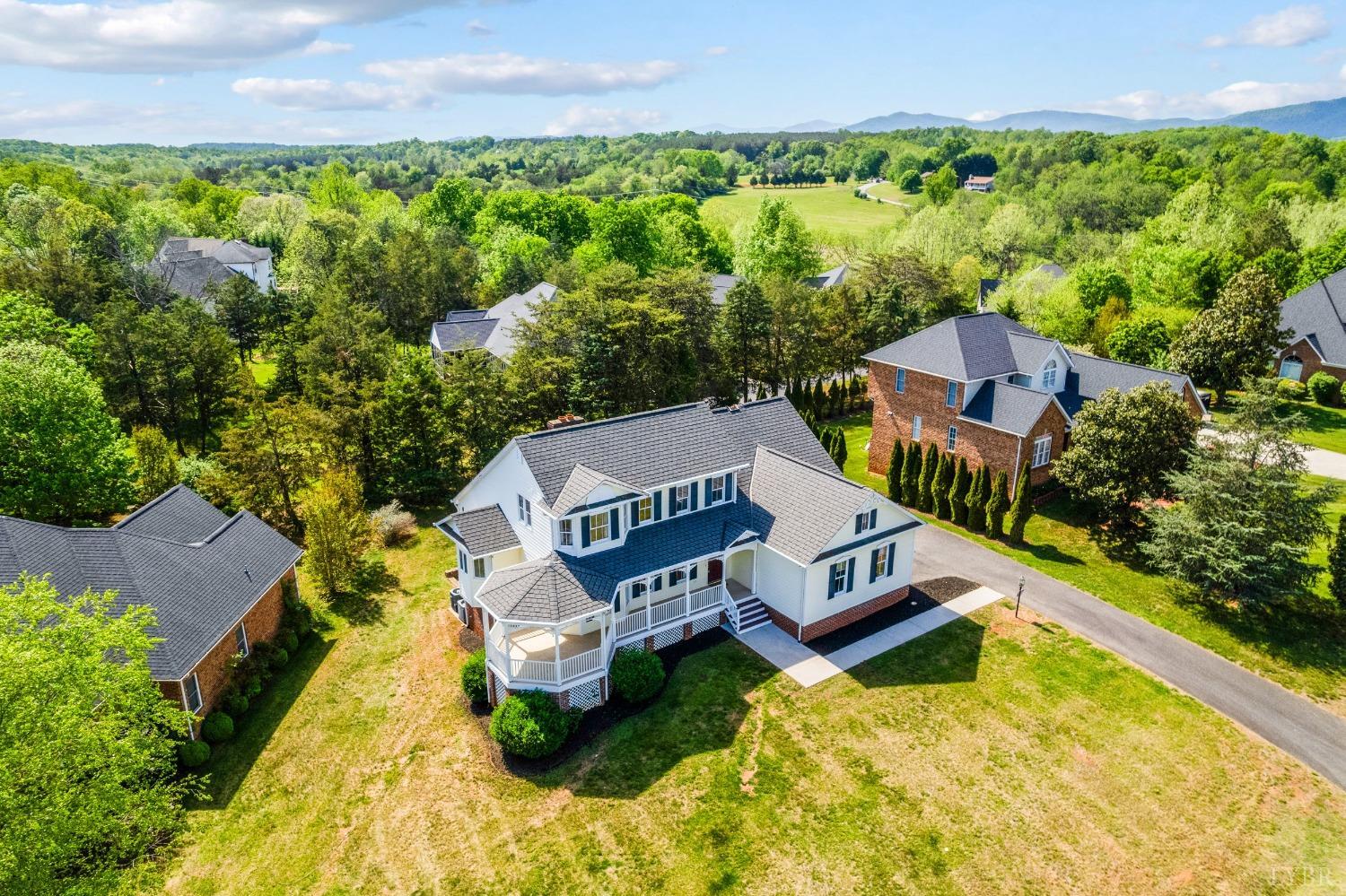 1348 Lake Shore Drive, Forest, Virginia image 5