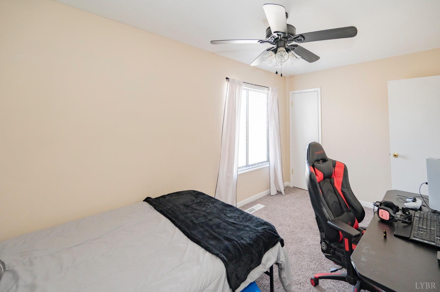 1412 Tenbury Drive, Lynchburg, Virginia image 15