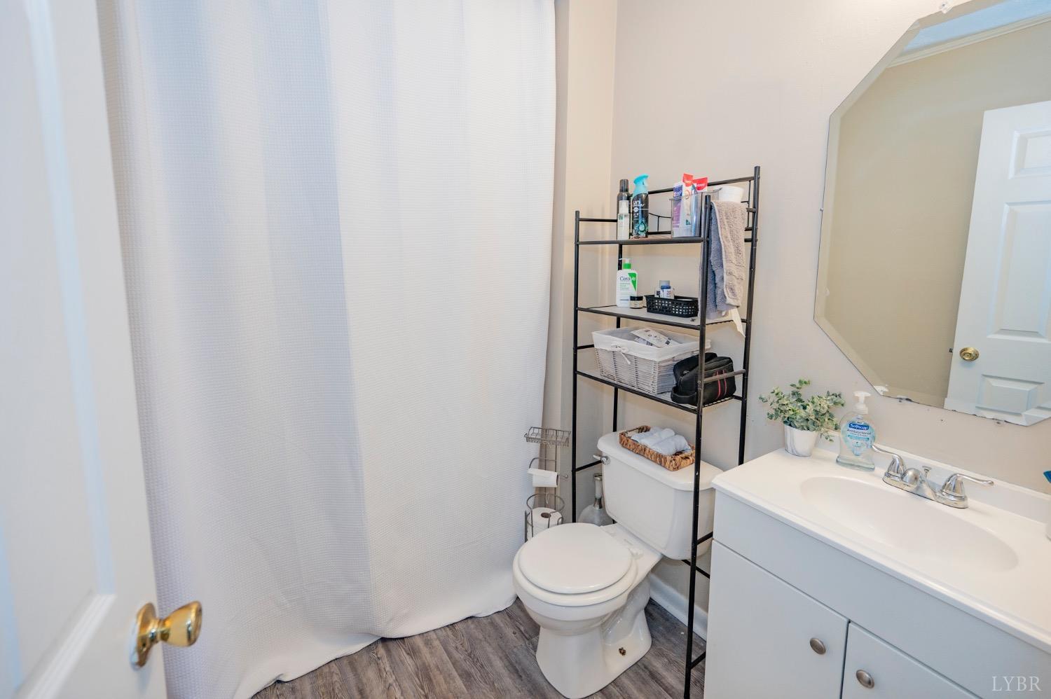1412 Tenbury Drive, Lynchburg, Virginia image 13
