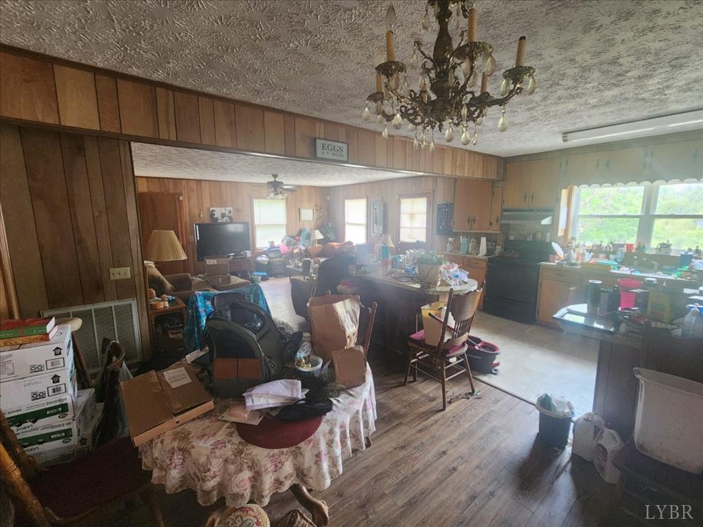 1028 Whitt Loop Loop, Alton, Virginia image 4