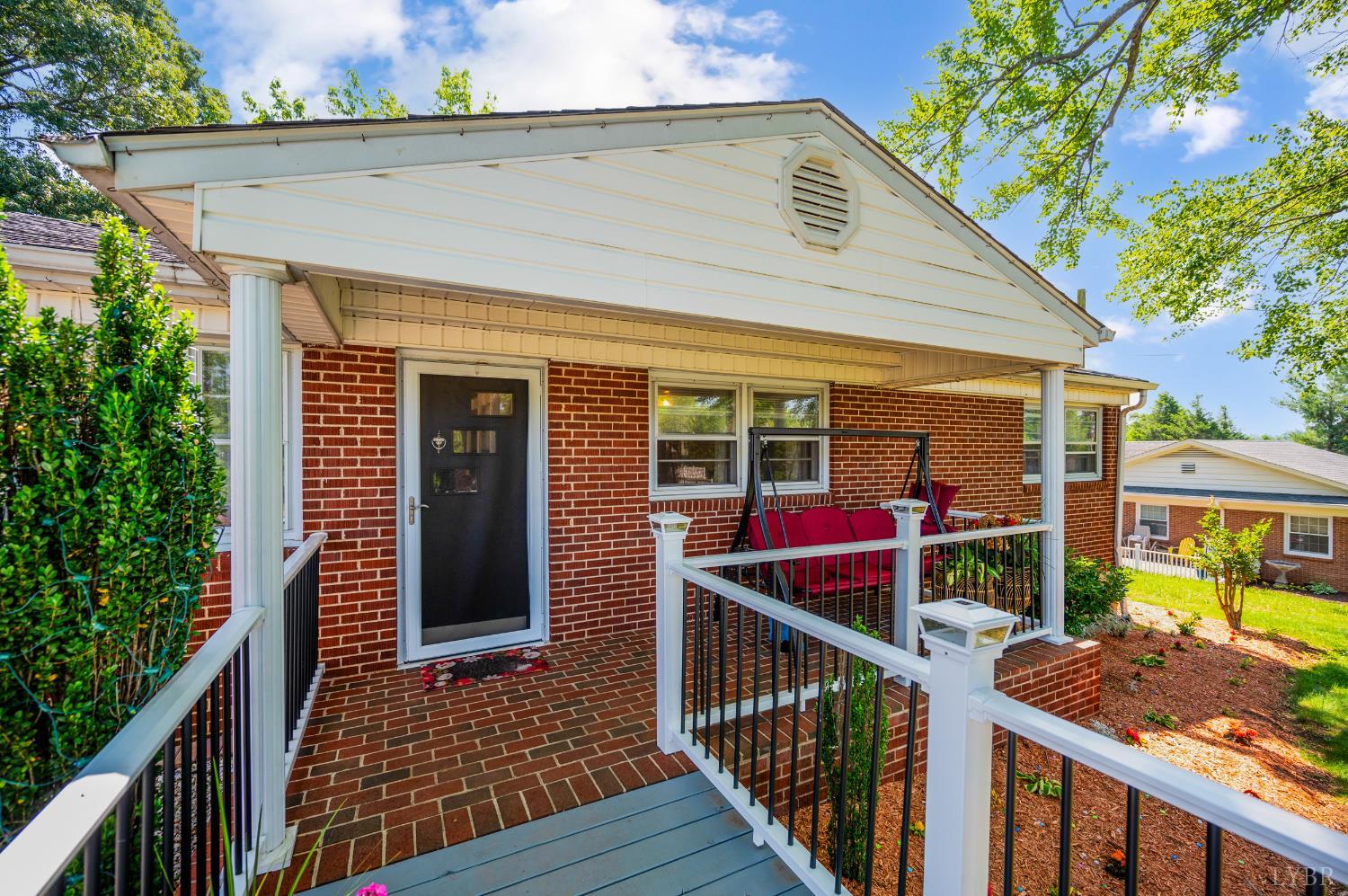 206 Huffmond St St, Gretna, Virginia image 2