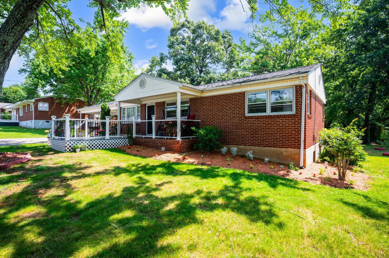206 Huffmond St St, Gretna, Virginia image 1