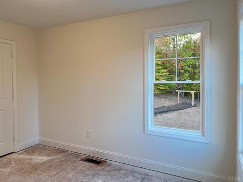 Tiny photo for 110 Aaron Place #607, Lynchburg, VA 24502 (MLS # 363872)