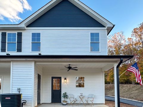 Tiny photo for 110 Aaron Place #607, Lynchburg, VA 24502 (MLS # 363872)