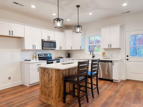 Tiny photo for 110 Aaron Place #607, Lynchburg, VA 24502 (MLS # 363872)