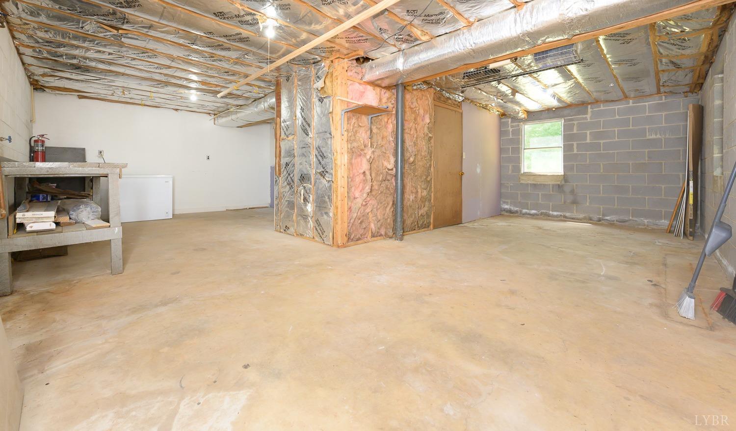 180 Lamont Circle, Madison Heights, Virginia image 30