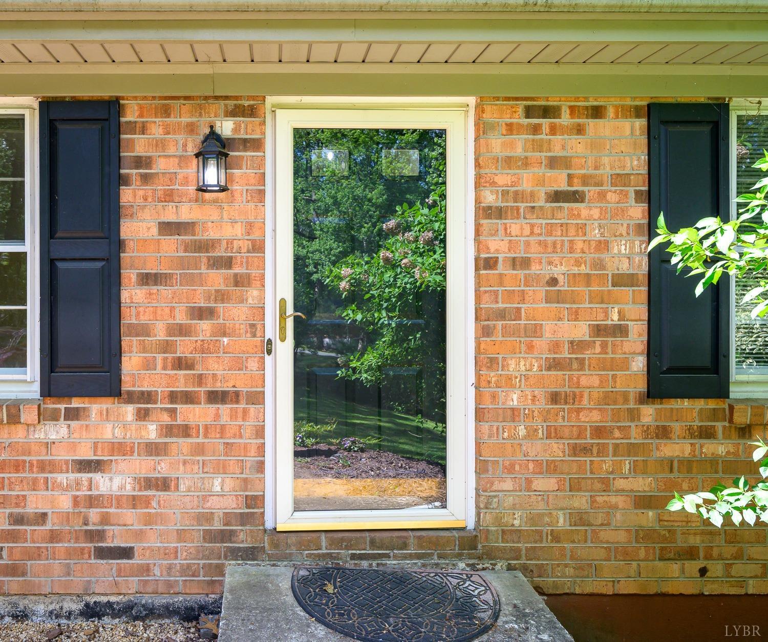 180 Lamont Circle, Madison Heights, Virginia image 3