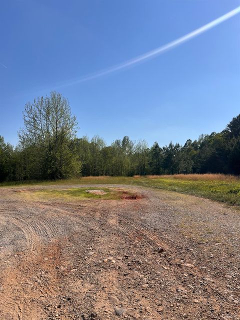 Photo of 400 Richmond Hwy, Amherst, VA 24521 (MLS # 366660)