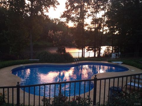 Tiny photo for 378 E Tusculum Lane, Amherst, VA 24521 (MLS # 365005)