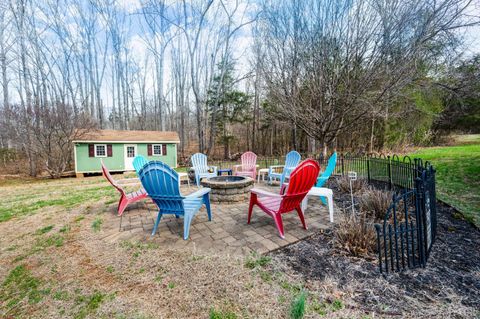 Tiny photo for 378 E Tusculum Lane, Amherst, VA 24521 (MLS # 365005)
