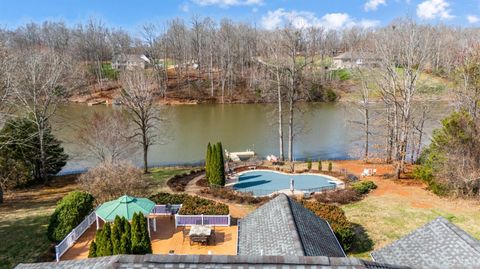 Tiny photo for 378 E Tusculum Lane, Amherst, VA 24521 (MLS # 365005)