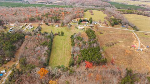 Tiny photo for 1872 Wards Road, Hurt, VA 24563 (MLS # 363235)