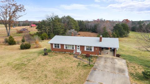 Tiny photo for 1872 Wards Road, Hurt, VA 24563 (MLS # 363235)