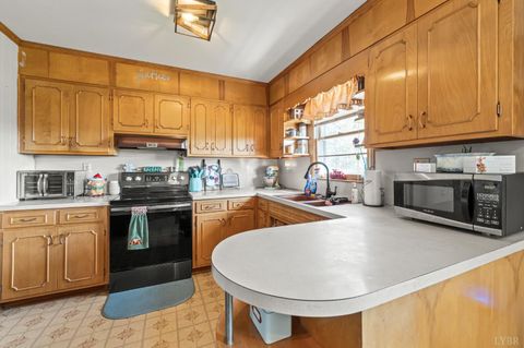 Tiny photo for 1872 Wards Road, Hurt, VA 24563 (MLS # 363235)