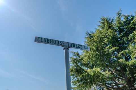 Tiny photo for 25 Clubhouse Towers Circle #707, Moneta, VA 24121 (MLS # 365498)