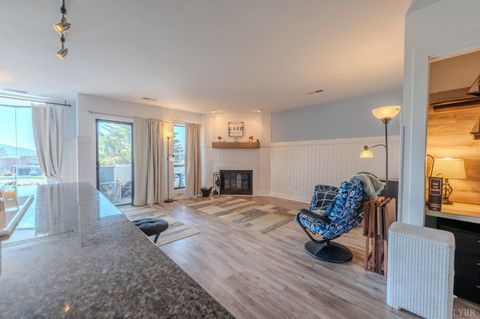 Tiny photo for 25 Clubhouse Towers Circle #707, Moneta, VA 24121 (MLS # 365498)