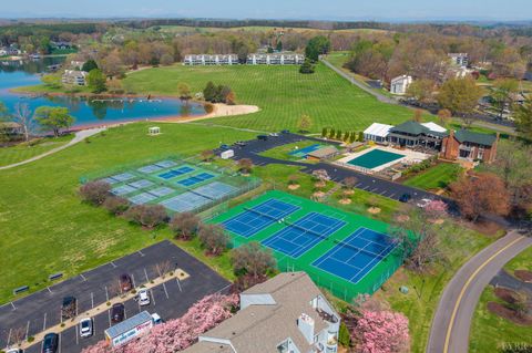 Tiny photo for 25 Clubhouse Towers Circle #707, Moneta, VA 24121 (MLS # 365498)