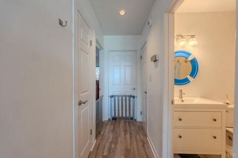 Tiny photo for 25 Clubhouse Towers Circle #707, Moneta, VA 24121 (MLS # 365498)