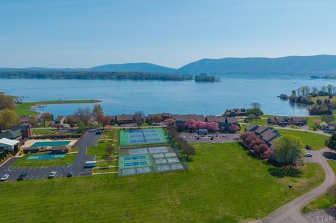 Tiny photo for 25 Clubhouse Towers Circle #707, Moneta, VA 24121 (MLS # 365498)