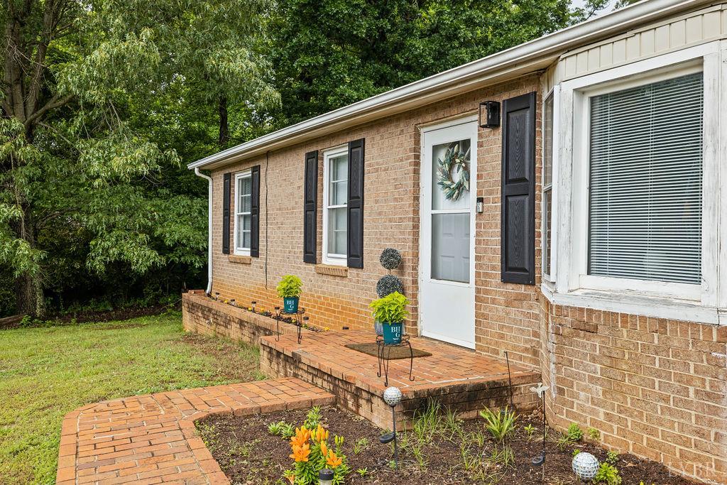 702 11th Street, Altavista, Virginia image 3