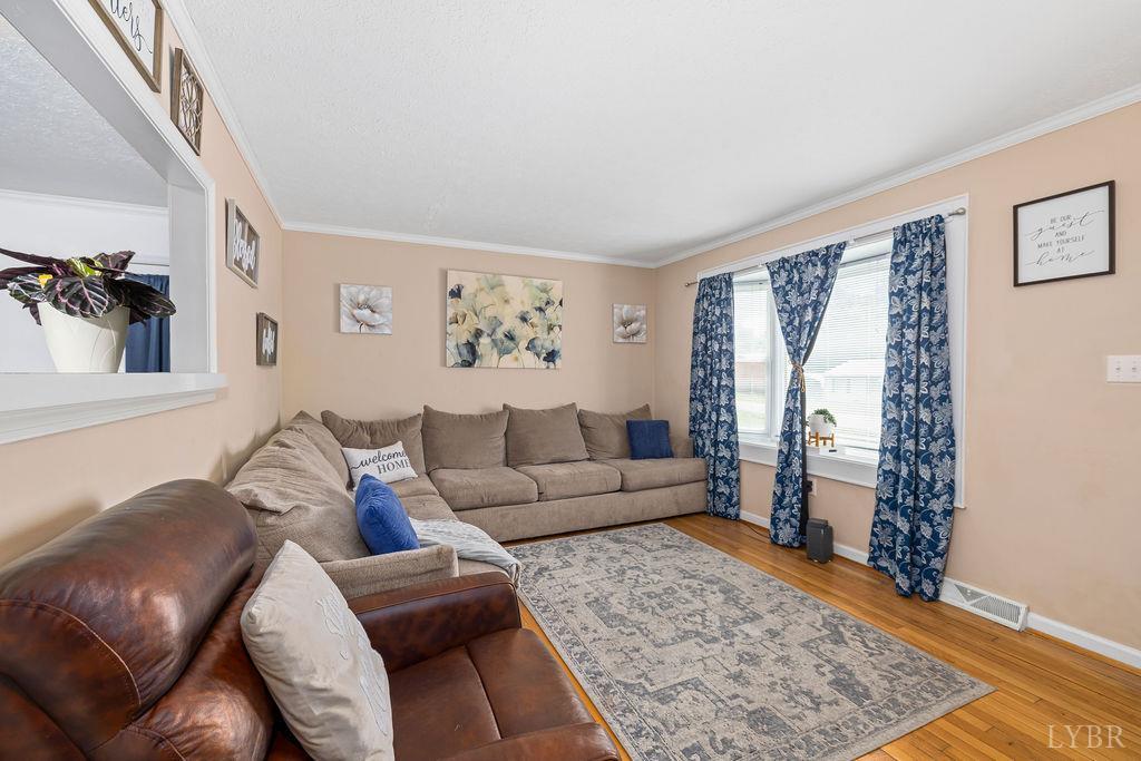 702 11th Street, Altavista, Virginia image 8