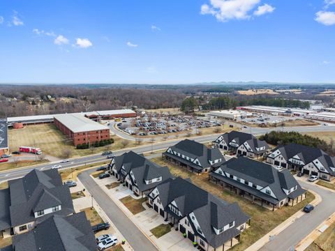 Tiny photo for 1019 N Westyn Loop Loop, Forest, VA 24551 (MLS # 364837)