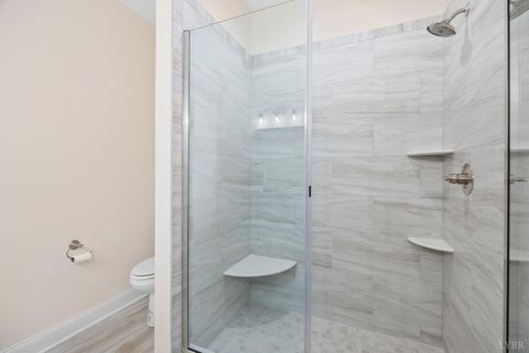 Tiny photo for 147 Villa Oak Circle, Bedford, VA 24523 (MLS # 362885)