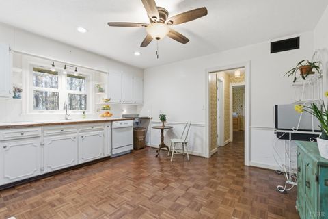 Tiny photo for 2122 Laurel Lane, Altavista, VA 24517 (MLS # 363982)