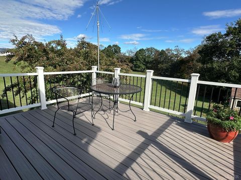 Tiny photo for 2855 Hawkins Ridge Road, Goode, VA 24556 (MLS # 362563)