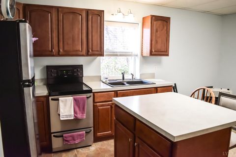 Tiny photo for 621 Cedar Gate Road, Monroe, VA 24574 (MLS # 362473)