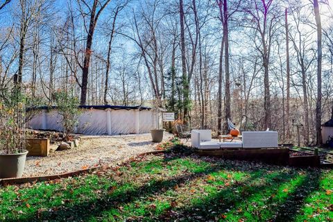 Tiny photo for 621 Cedar Gate Road, Monroe, VA 24574 (MLS # 362473)
