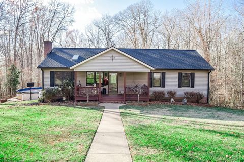 Tiny photo for 621 Cedar Gate Road, Monroe, VA 24574 (MLS # 362473)
