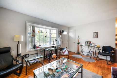 Tiny photo for 423 Woodland Cir Cir, Lynchburg, VA 24502 (MLS # 363068)