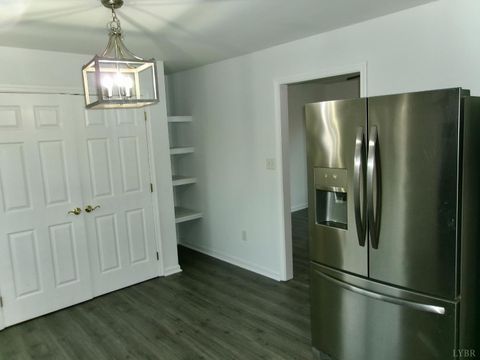 Tiny photo for 552 Amelon Road Rd, Madison Heights, VA 24572 (MLS # 363687)