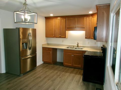 Tiny photo for 552 Amelon Road Rd, Madison Heights, VA 24572 (MLS # 363687)