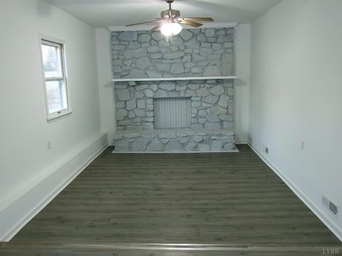 Tiny photo for 552 Amelon Road Rd, Madison Heights, VA 24572 (MLS # 363687)