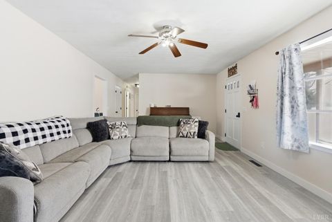 Tiny photo for 5225 Blue Ridge Dr Dr, Gretna, VA 24557 (MLS # 364377)