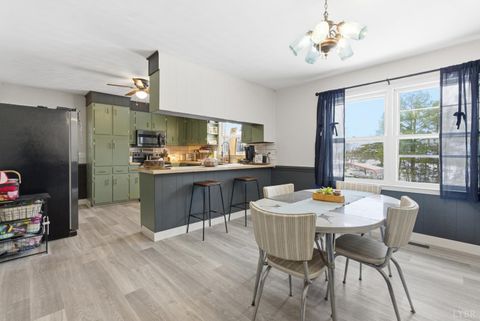 Tiny photo for 5225 Blue Ridge Dr Dr, Gretna, VA 24557 (MLS # 364377)