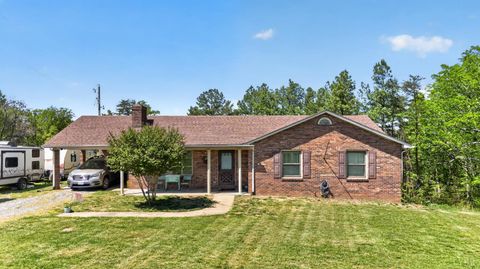 Photo of 5225 Blue Ridge Dr Dr, Gretna, VA 24557 (MLS # 364377)