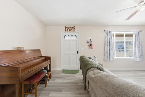 Tiny photo for 5225 Blue Ridge Dr Dr, Gretna, VA 24557 (MLS # 364377)