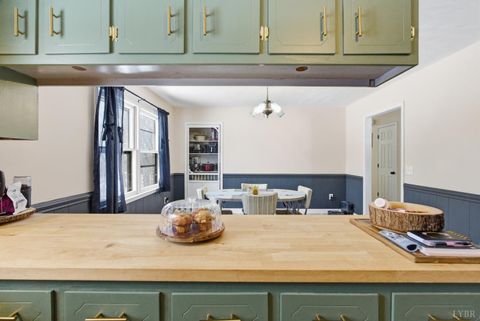 Tiny photo for 5225 Blue Ridge Dr Dr, Gretna, VA 24557 (MLS # 364377)