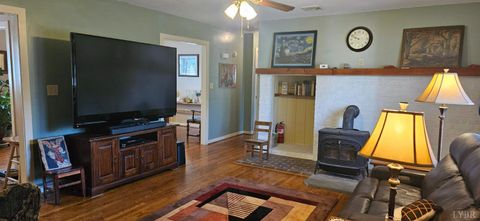 Tiny photo for 103 Glenn Haven Terrace, Goode, VA 24556 (MLS # 364809)