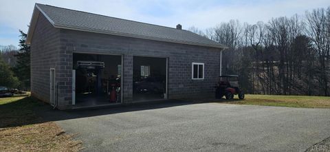 Tiny photo for 103 Glenn Haven Terrace, Goode, VA 24556 (MLS # 364809)