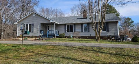 Photo of 103 Glenn Haven Terrace, Goode, VA 24556 (MLS # 364809)