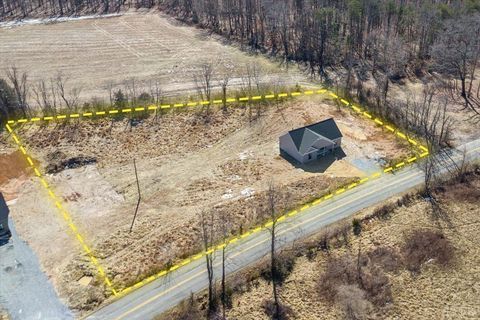 Tiny photo for 1488 Hickory Cove Lane, Moneta, VA 24121 (MLS # 365105)