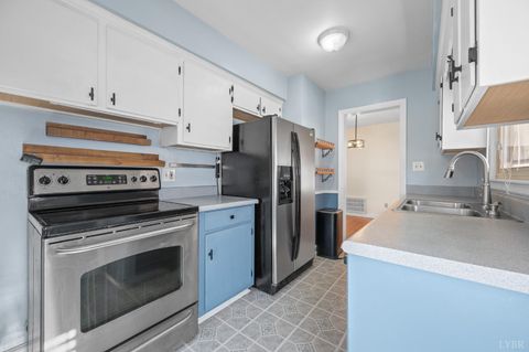 Tiny photo for 1101 Milford Lane, Lynchburg, VA 24501 (MLS # 364527)