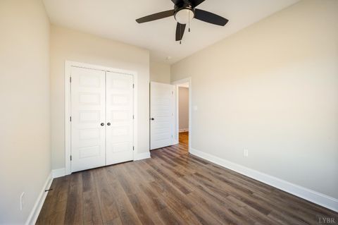 Tiny photo for 10556 Leesville Road, Lynch Station, VA 24571 (MLS # 363174)