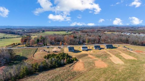 Tiny photo for 10556 Leesville Road, Lynch Station, VA 24571 (MLS # 363174)