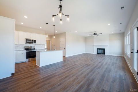 Tiny photo for 10556 Leesville Road, Lynch Station, VA 24571 (MLS # 363174)