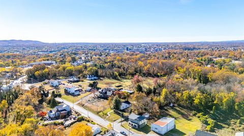 Tiny photo for 204 Rogers Drive, Madison Heights, VA 24572 (MLS # 362993)